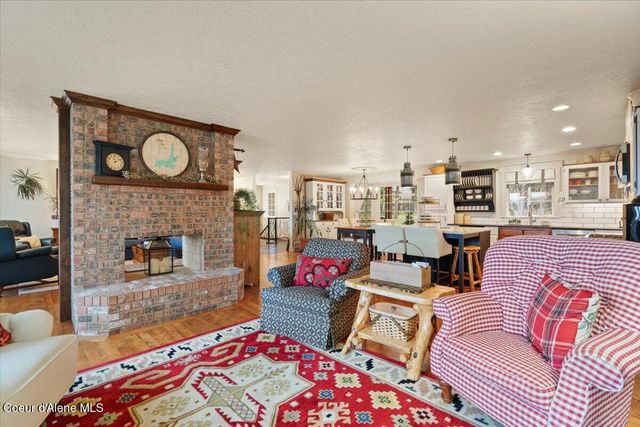 11346 N TUDOR DR, Hayden, ID 83835