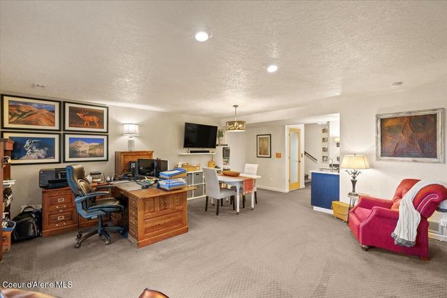 11346 N TUDOR DR, Hayden, ID 83835