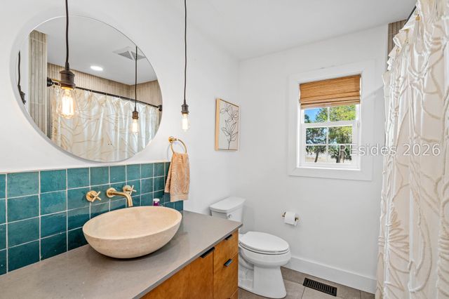 1638 Hampton Dr, Beaufort, SC 29906