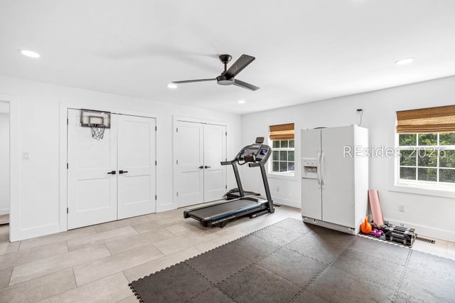 1638 Hampton Dr, Beaufort, SC 29906