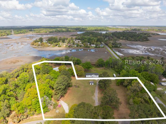 1638 Hampton Dr, Beaufort, SC 29906