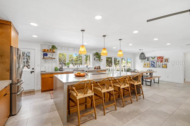1638 Hampton Dr, Beaufort, SC 29906