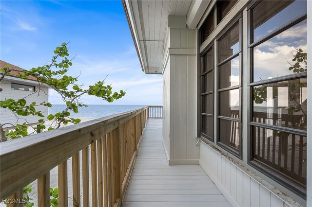 406 Gulf Bend DR, Captiva, FL 33924