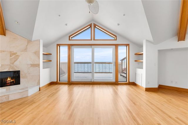 406 Gulf Bend DR, Captiva, FL 33924