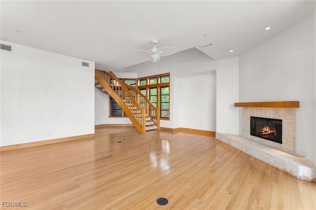 406 Gulf Bend DR, Captiva, FL 33924