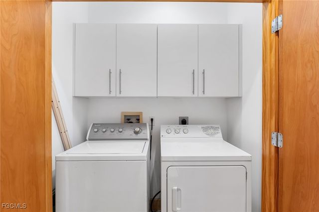 406 Gulf Bend DR, Captiva, FL 33924