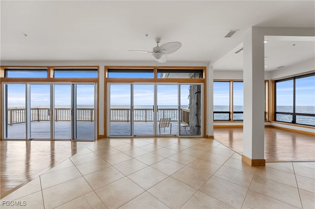 406 Gulf Bend DR, Captiva, FL 33924