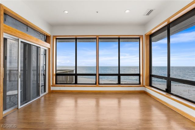 406 Gulf Bend DR, Captiva, FL 33924