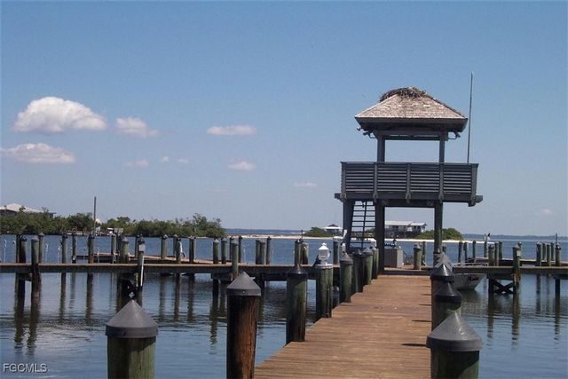 406 Gulf Bend DR, Captiva, FL 33924