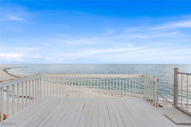 406 Gulf Bend DR, Captiva, FL 33924