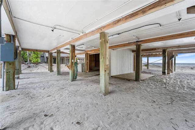 406 Gulf Bend DR, Captiva, FL 33924