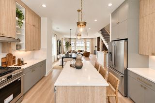 511 Hillwood Heights Drive, Houston, TX 77091