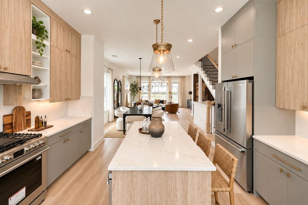511 Hillwood Heights Drive, Houston, TX 77091