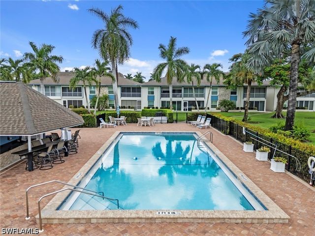 325 Charlemagne BLVD A101, Naples, FL 34112