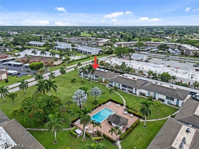 325 Charlemagne BLVD A101, Naples, FL 34112
