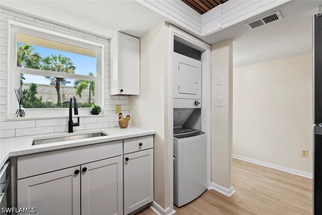 325 Charlemagne BLVD A101, Naples, FL 34112