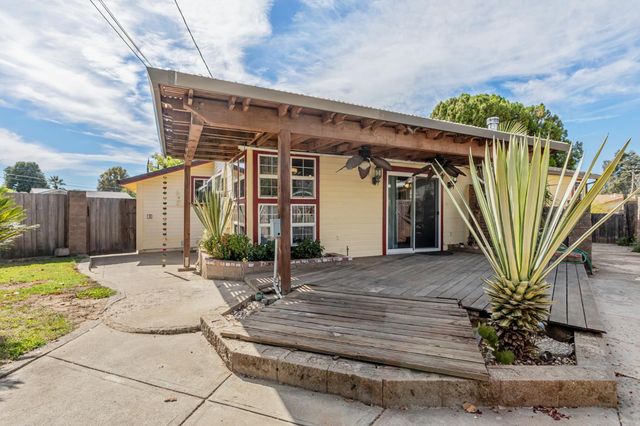2101 Red Brook Way, Rancho Cordova, CA 95670