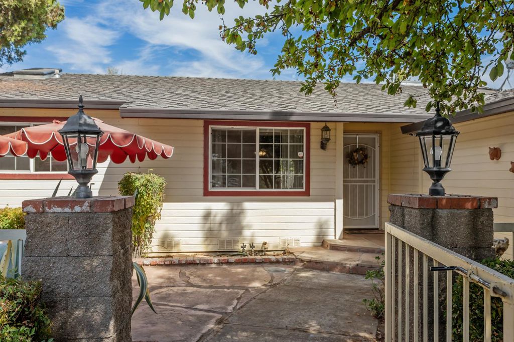 2101 Red Brook Way, Rancho Cordova, CA 95670