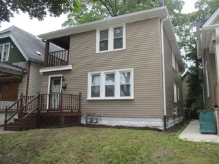 3035 N 10th STREET, Milwaukee, WI 53206