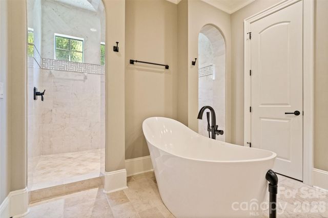 733 Fawns Glen Place, Clover, SC 29710