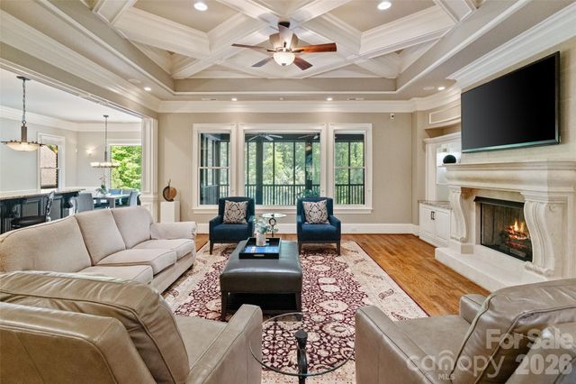 733 Fawns Glen Place, Clover, SC 29710