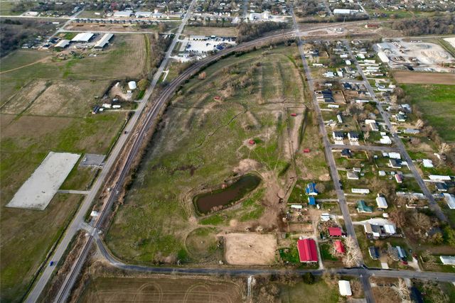 629 Broadway Street, Whitesboro, TX 76273