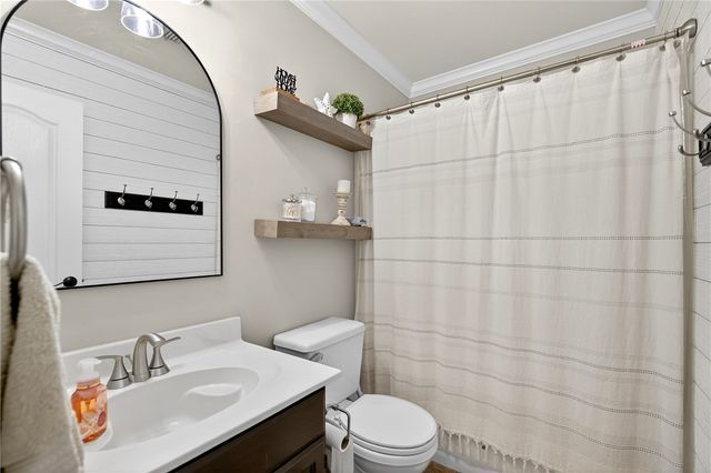 157 County Road 312, Orange Grove, TX 78372