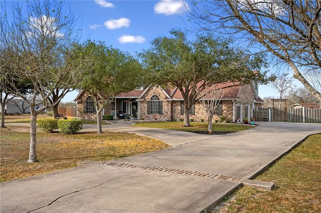 157 County Road 312, Orange Grove, TX 78372