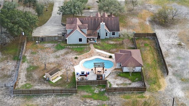 157 County Road 312, Orange Grove, TX 78372