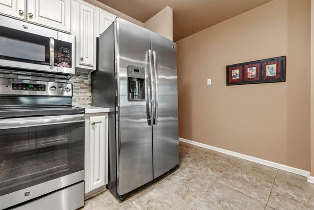 9 E Lake Drive, North Little Rock, AR 72116