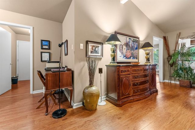 9 E Lake Drive, North Little Rock, AR 72116