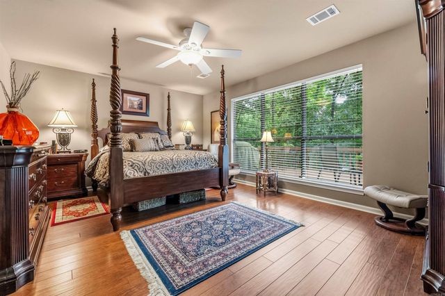 9 E Lake Drive, North Little Rock, AR 72116