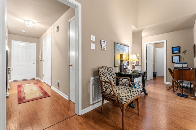 9 E Lake Drive, North Little Rock, AR 72116