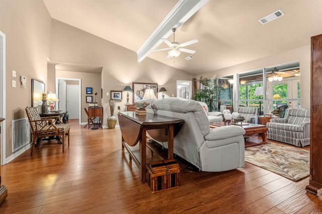 9 E Lake Drive, North Little Rock, AR 72116