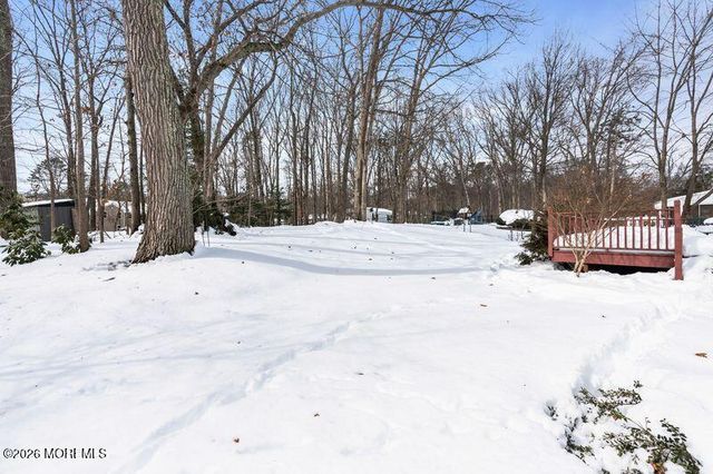 7 Friar Lane, Manalapan, NJ 07726