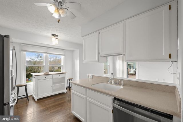 6184 SAWYER RD, New Market, MD 21774