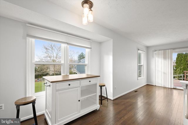 6184 SAWYER RD, New Market, MD 21774