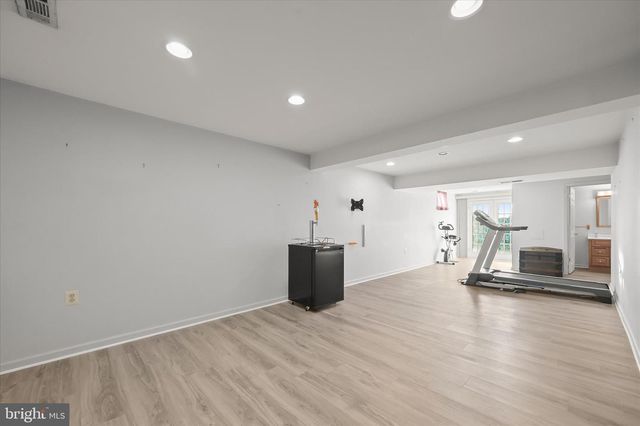 6184 SAWYER RD, New Market, MD 21774