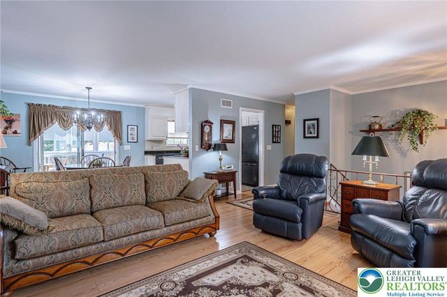 5154 Shawnee Boulevard, North Whitehall Twp, PA 18078