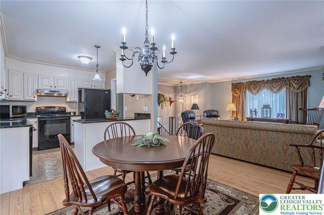 5154 Shawnee Boulevard, North Whitehall Twp, PA 18078