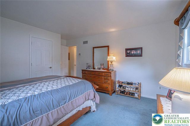 5154 Shawnee Boulevard, North Whitehall Twp, PA 18078