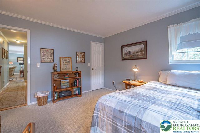 5154 Shawnee Boulevard, North Whitehall Twp, PA 18078