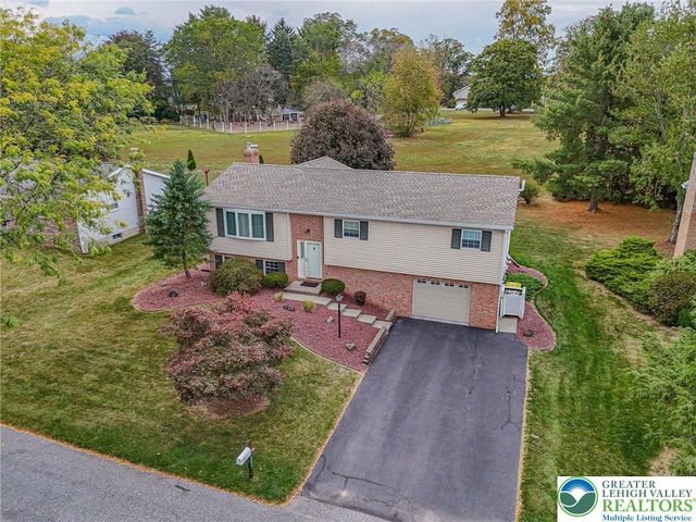 5154 Shawnee Boulevard, North Whitehall Twp, PA 18078