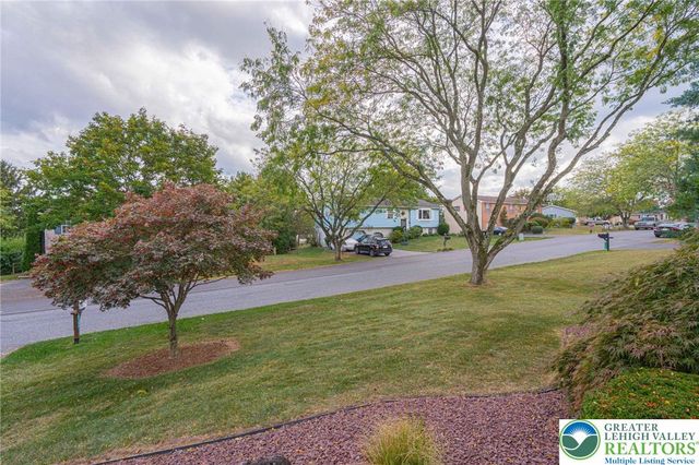 5154 Shawnee Boulevard, North Whitehall Twp, PA 18078