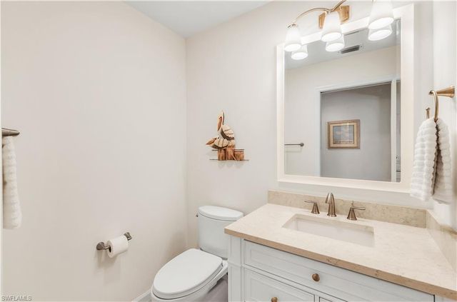 717 Pine Creek LN, Naples, FL 34108