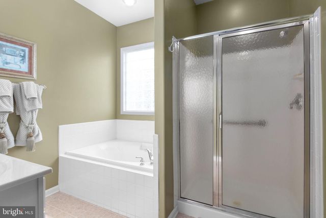11315 MANSFIELD CLUB DR, Fredericksburg, VA 22408