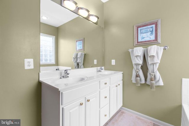 11315 MANSFIELD CLUB DR, Fredericksburg, VA 22408