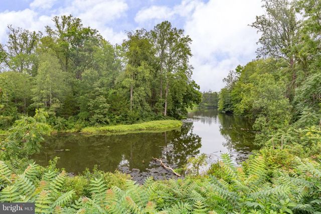 11315 MANSFIELD CLUB DR, Fredericksburg, VA 22408
