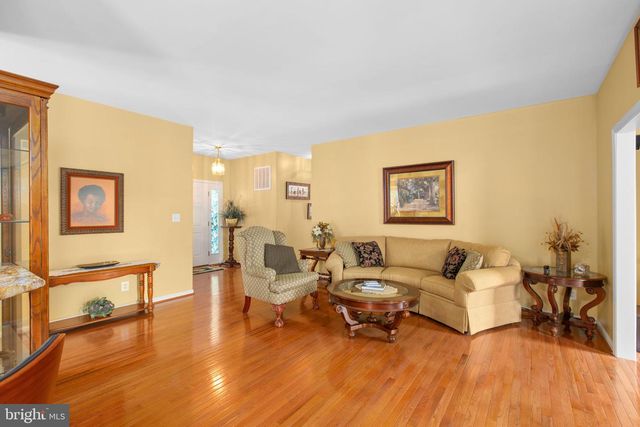11315 MANSFIELD CLUB DR, Fredericksburg, VA 22408