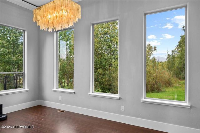 521 E Lochcarron Drive, Wasilla, AK 99654